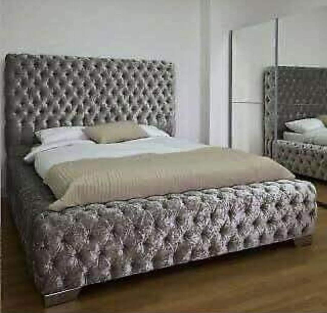 luxurious features bed