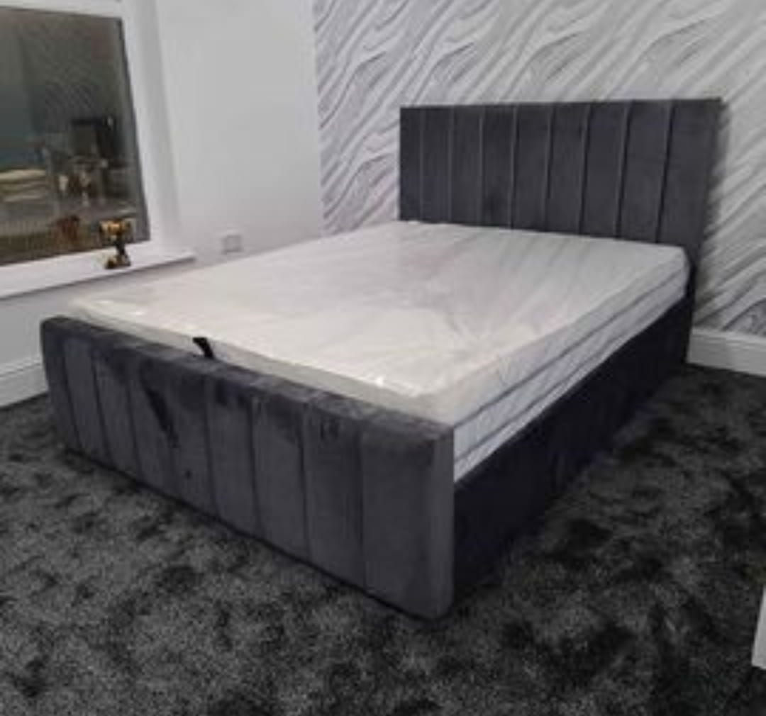 luxurious features bed