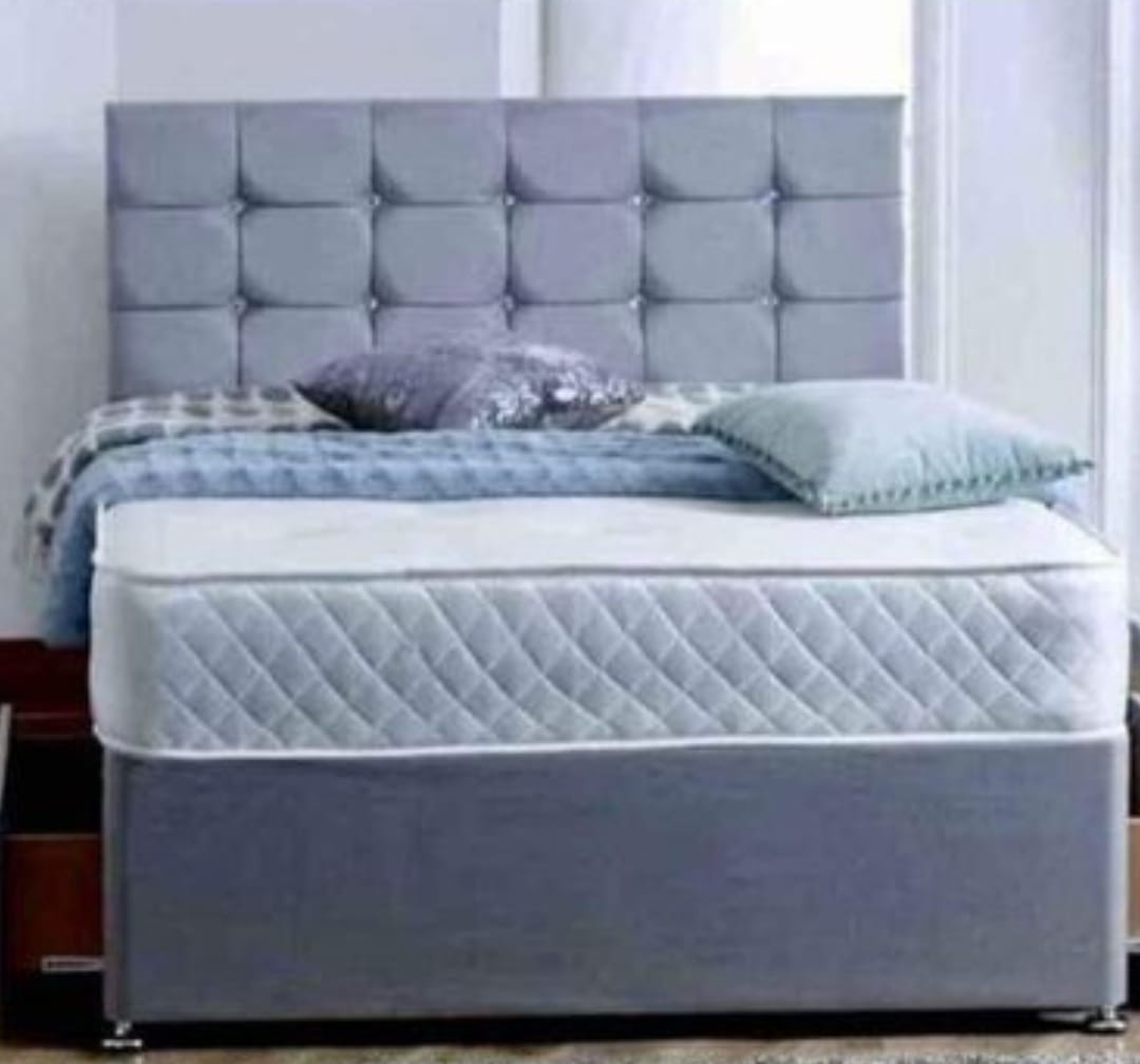 luxurious features bed